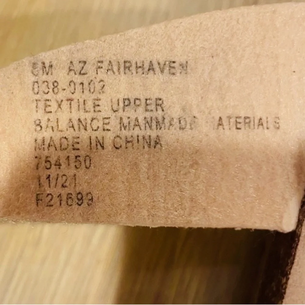 EUC Arizona “Fairhaven” Butter Yellow Vegan Leather Cork Sole Sandals | Sz 8